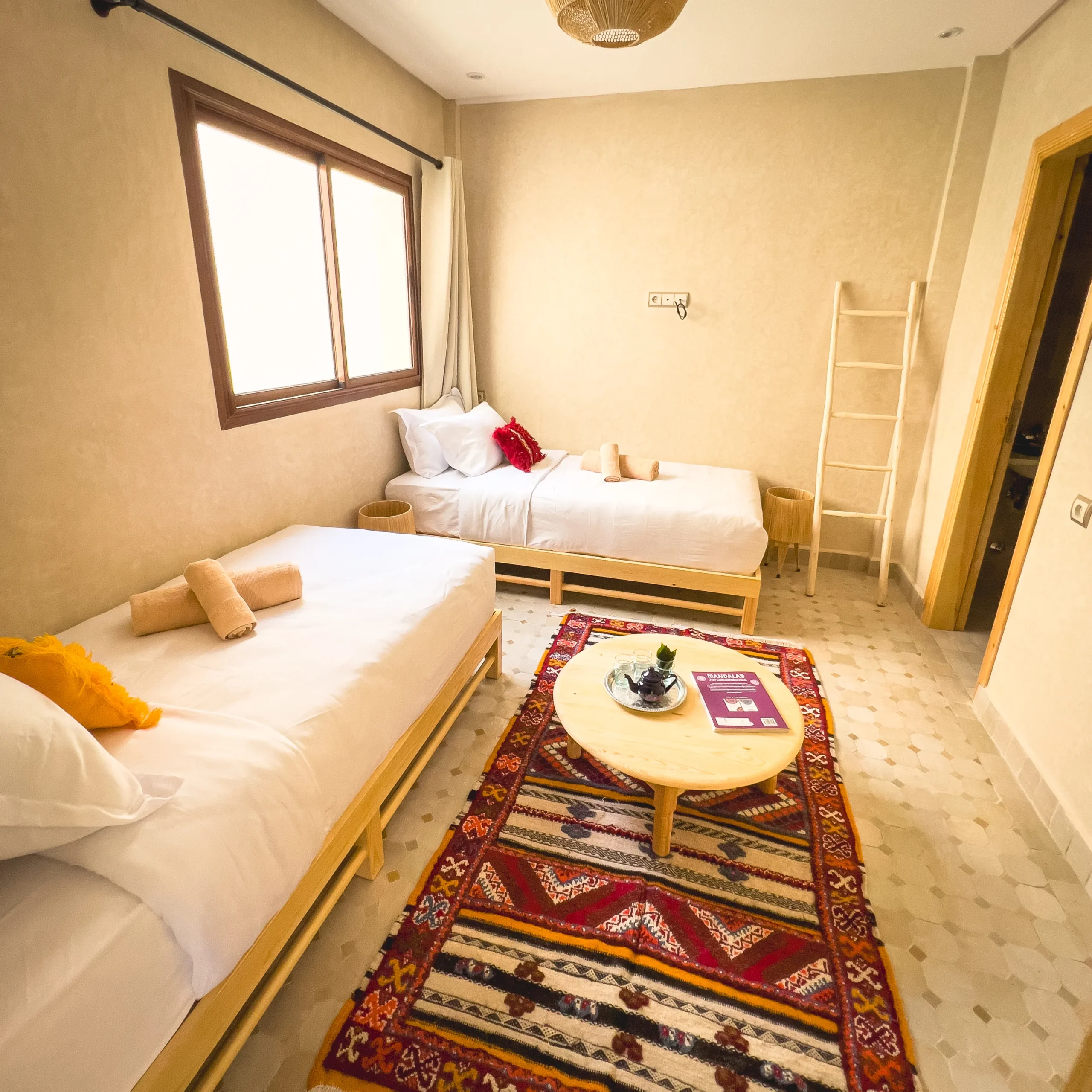 Chambre confortable au surf camp au Maroc pour la Men&rsquo;s Dream Week